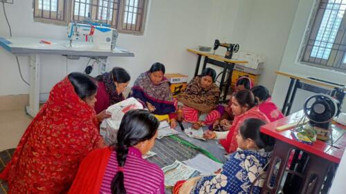 Sakhee, Patna in action